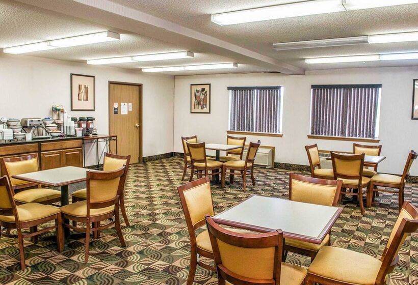 בית מלון כפרי Quality Inn & Suites Lebanon I65