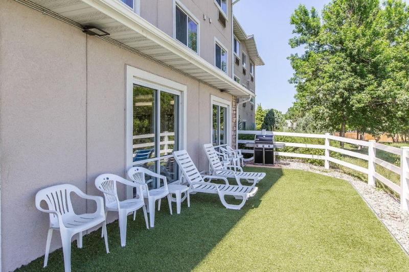 Отель Quality Inn & Suites Loveland