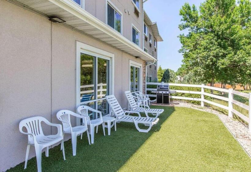 Отель Quality Inn & Suites Loveland