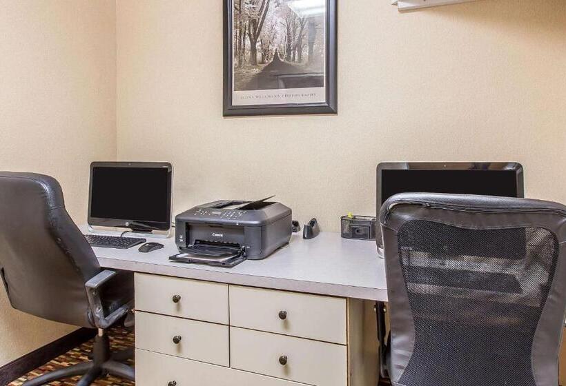 Отель Quality Inn & Suites Loveland