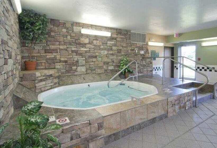 ホテル Quality Inn & Suites