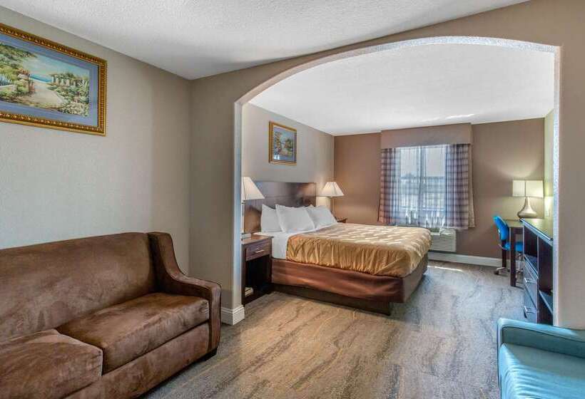 فندق Quality Inn & Suites Port Arthur  Nederland