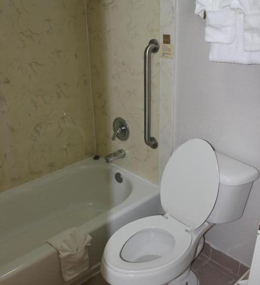 فندق Quality Inn & Suites Port Arthur  Nederland