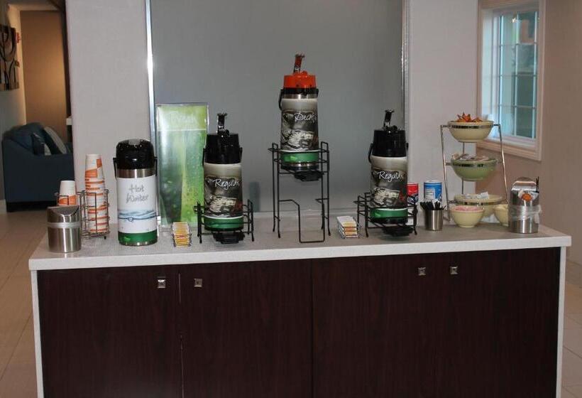 فندق Quality Inn & Suites Port Arthur  Nederland