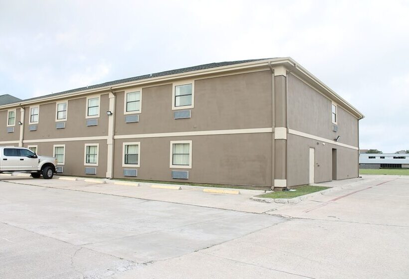 Отель Quality Inn & Suites Port Arthur  Nederland