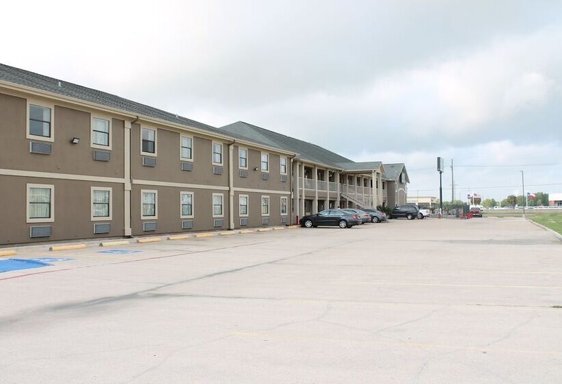 فندق Quality Inn & Suites Port Arthur  Nederland