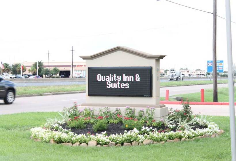 فندق Quality Inn & Suites Port Arthur  Nederland