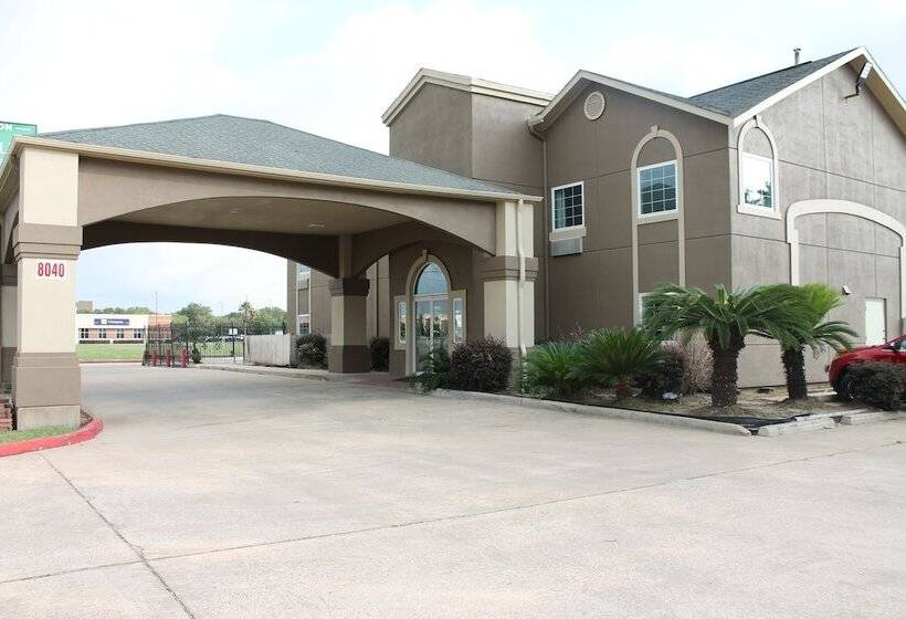 בית מלון כפרי Quality Inn & Suites Port Arthur  Nederland