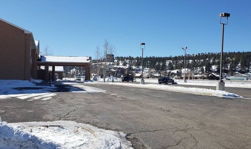 فندق Quality Inn & Suites