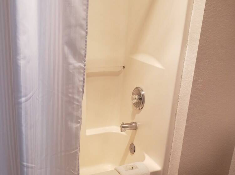 فندق Quality Inn & Suites