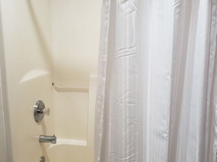 فندق Quality Inn & Suites