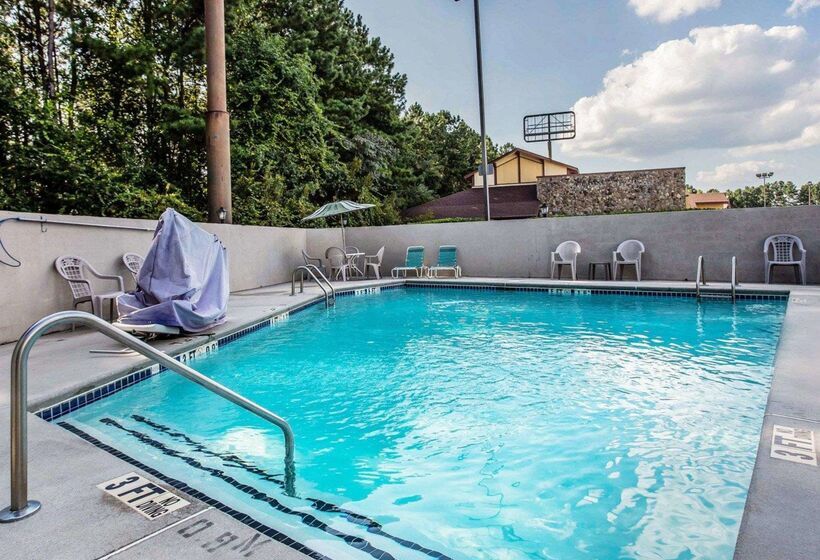 בית מלון כפרי Quality Inn & Suites Stockbridge Atlanta South I 75