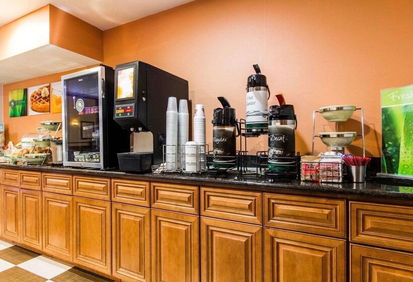 فندق Quality Inn & Suites Stoughton  Madison South