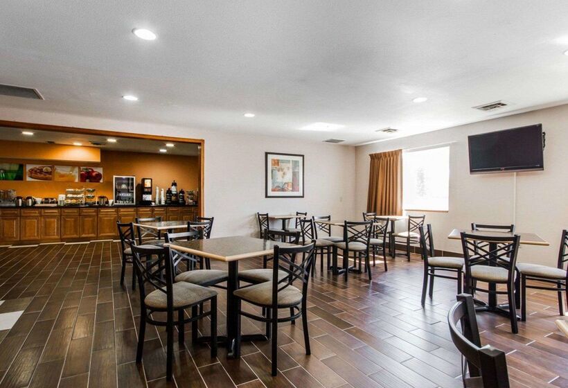 فندق Quality Inn & Suites Stoughton  Madison South