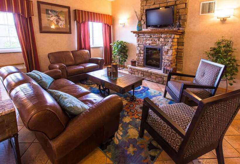 酒店 Quality Inn & Suites University