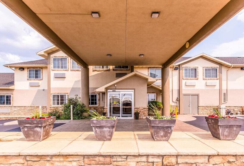 فندق Quality Inn & Suites University