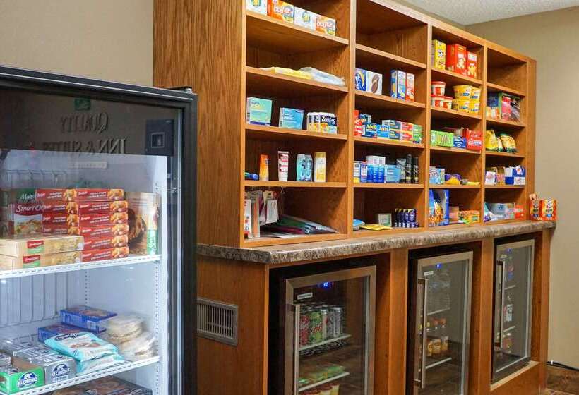 فندق Quality Inn & Suites Watertown Near Prairie Lakes Ice Arena