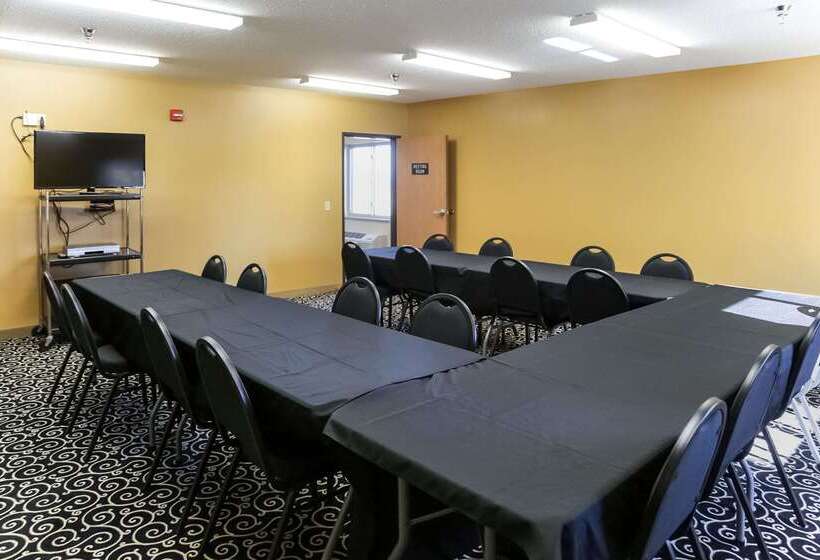 فندق Quality Inn & Suites Watertown Near Prairie Lakes Ice Arena