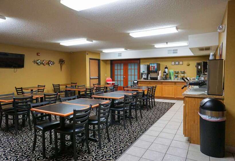 فندق Quality Inn & Suites Watertown Near Prairie Lakes Ice Arena