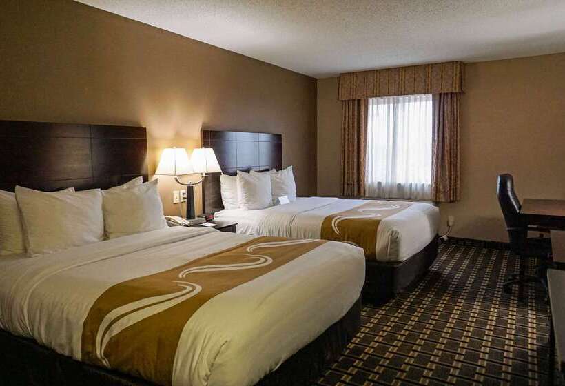 فندق Quality Inn & Suites Watertown Near Prairie Lakes Ice Arena