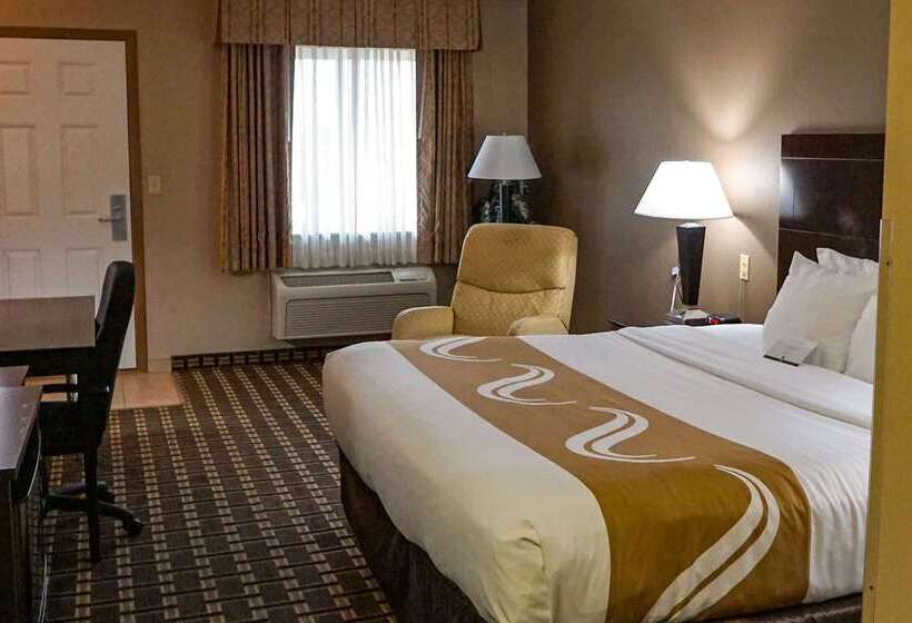 فندق Quality Inn & Suites Watertown Near Prairie Lakes Ice Arena