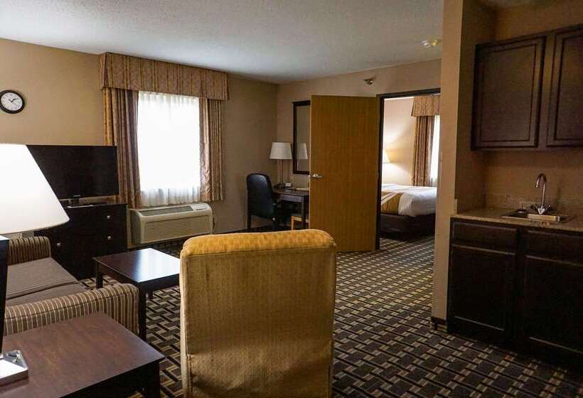 فندق Quality Inn & Suites Watertown Near Prairie Lakes Ice Arena