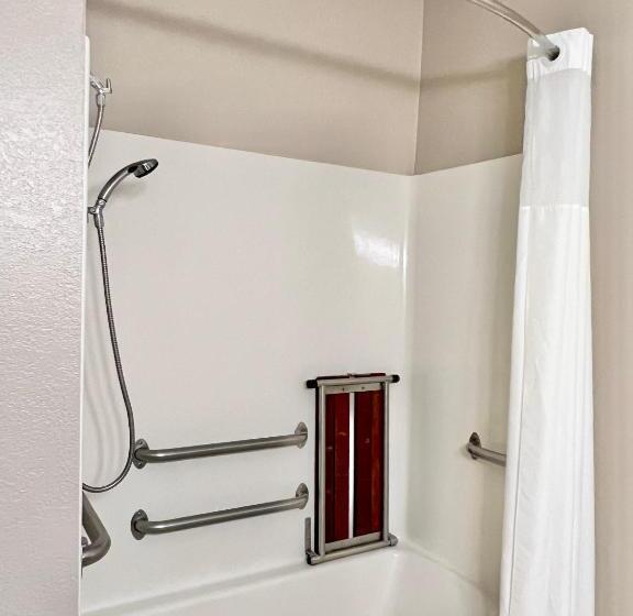 هتل Quality Inn & Suites Wisconsin Dells Downtown   Waterparks Area