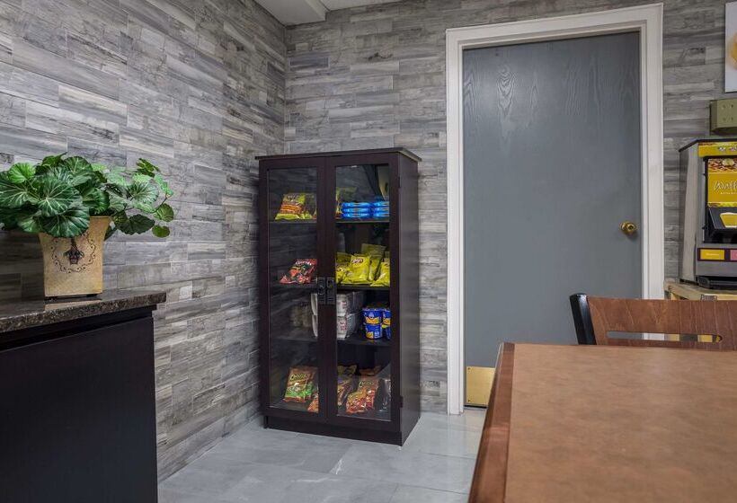 فندق Quality Inn