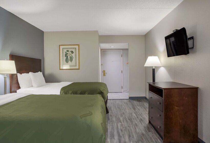 فندق Quality Inn