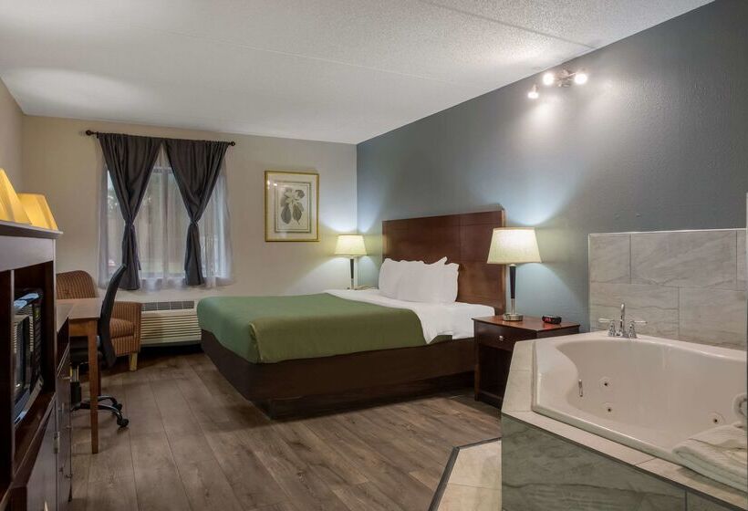 فندق Quality Inn