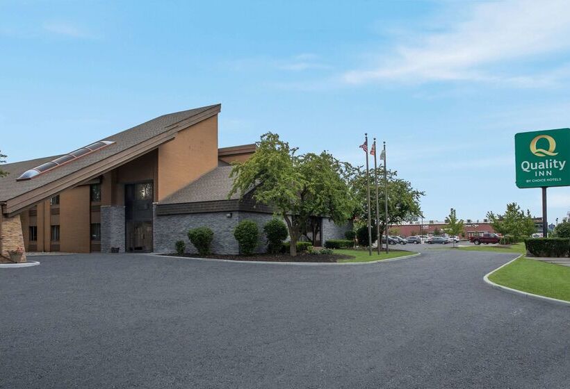 فندق Quality Inn