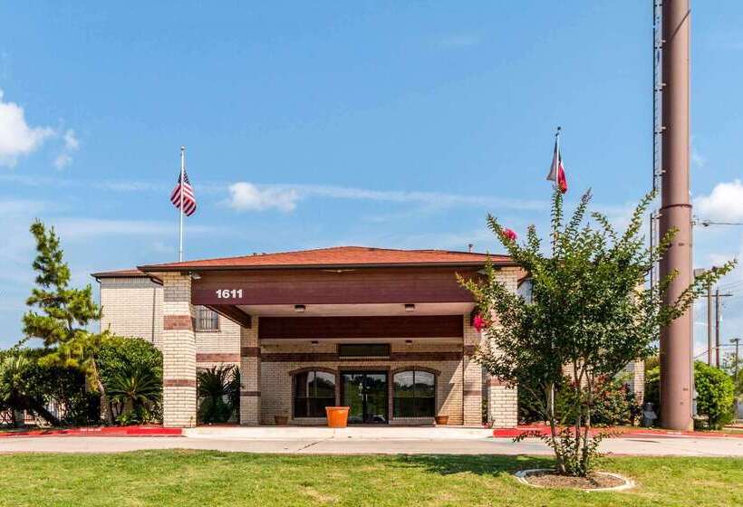 호텔 Quality Inn University Near Downtown