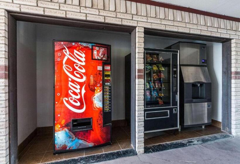 호텔 Quality Inn University Near Downtown