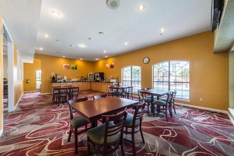 호텔 Quality Inn University Near Downtown