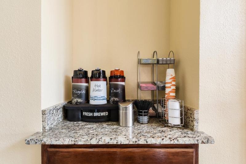 فندق Quality Inn University Near Downtown