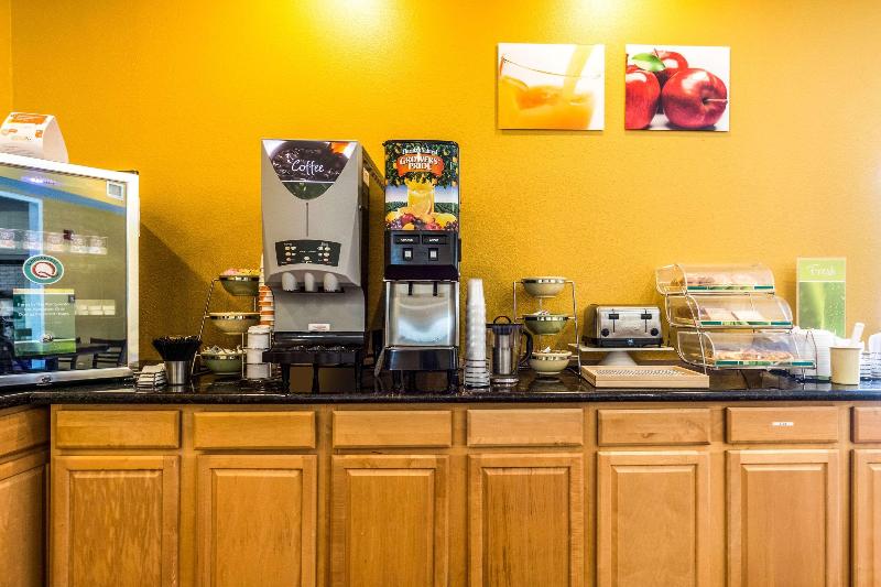 호텔 Quality Inn University Near Downtown