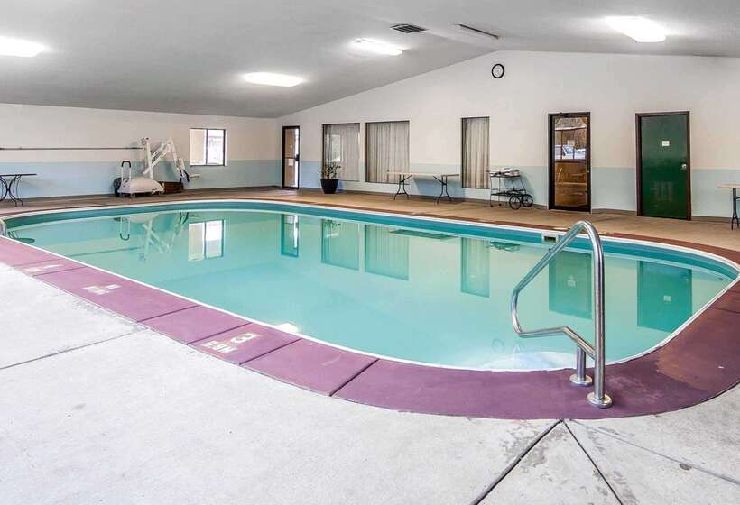 فندق Quality Inn