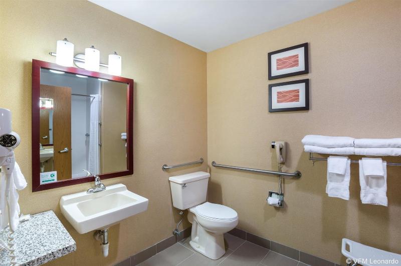 בית מלון כפרי Quality Inn