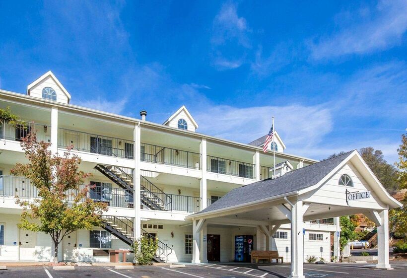 فندق Quality Inn Yosemite Valley Gateway