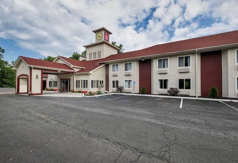 בית מלון כפרי Red Roof Inn Clifton Park