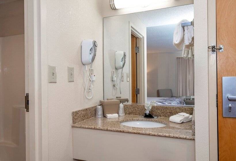 فندق Red Roof Inn Clifton Park