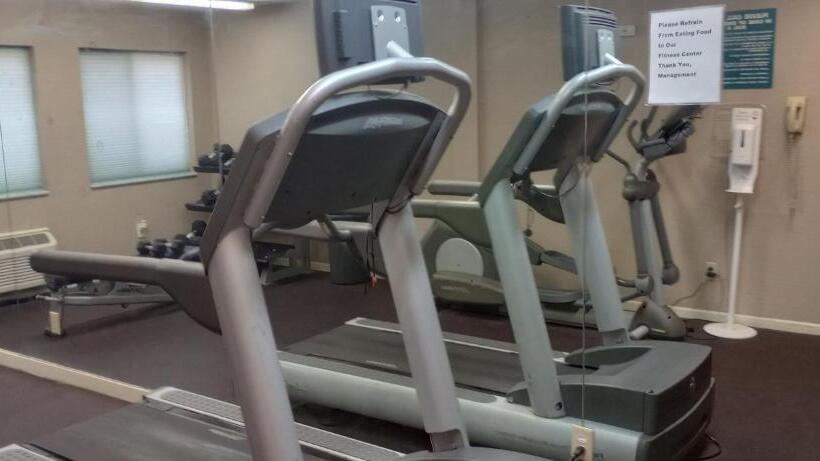 בית מלון כפרי Red Roof Inn Clifton Park