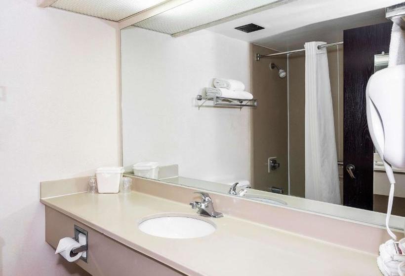 فندق Red Roof Inn & Suites Madison, Ga