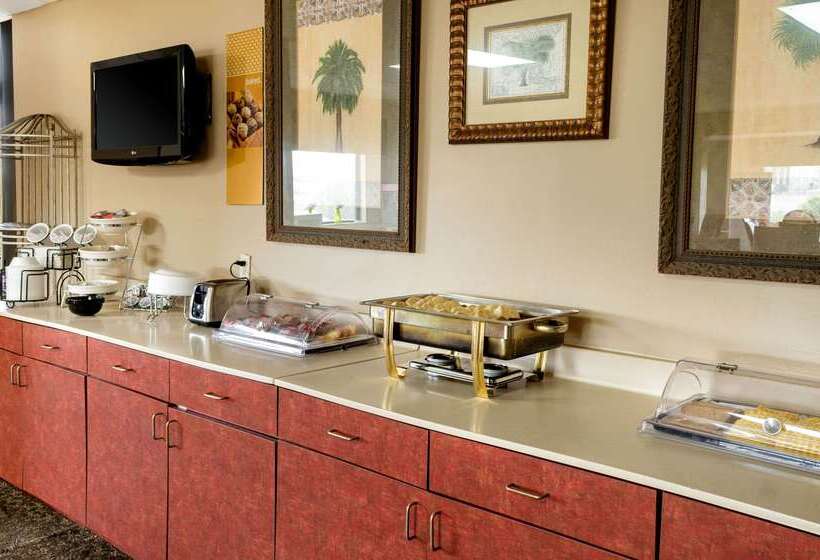 Motel 6 Cleveland, Ms   Delta State University