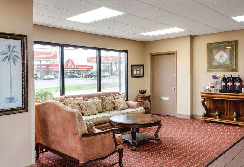 Motel 6 Cleveland, Ms   Delta State University