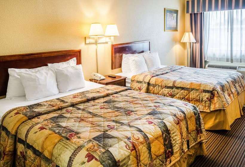 Motel 6 Cleveland, Ms   Delta State University