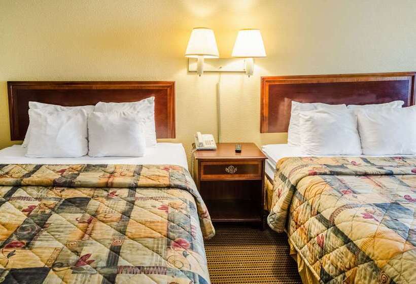 Motel 6 Cleveland, Ms   Delta State University