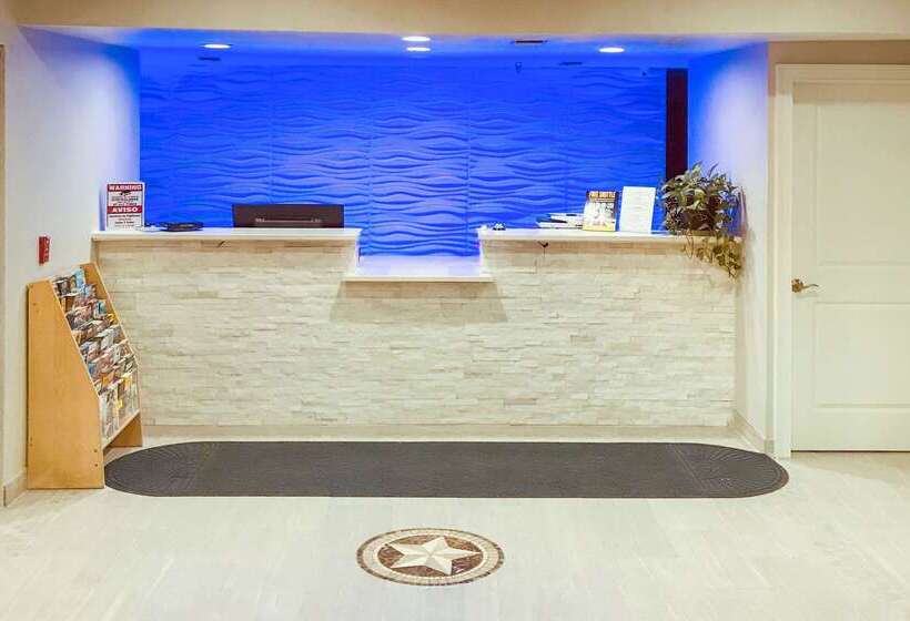 בית מלון כפרי Rodeway Inn