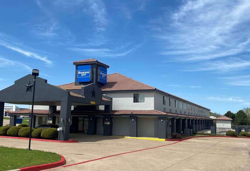 בית מלון כפרי Rodeway Inn