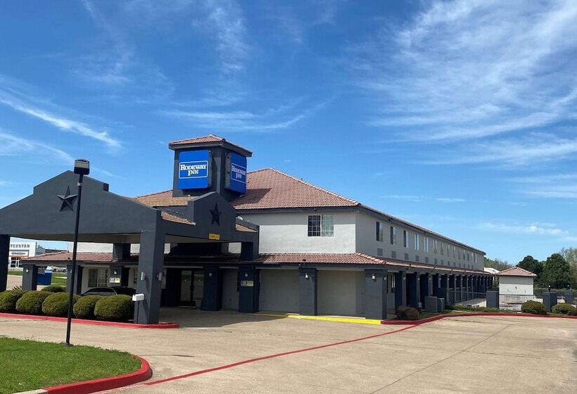 בית מלון כפרי Rodeway Inn